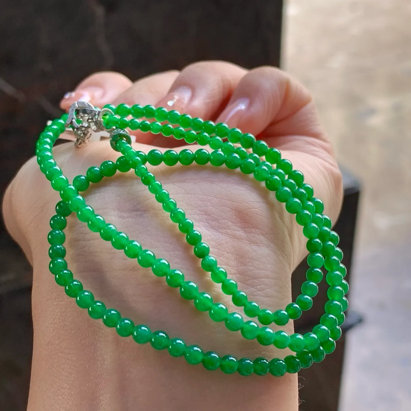 Type A Jadeite Bead Strand, Icy Full Bright Green, 154 Beads (3)
