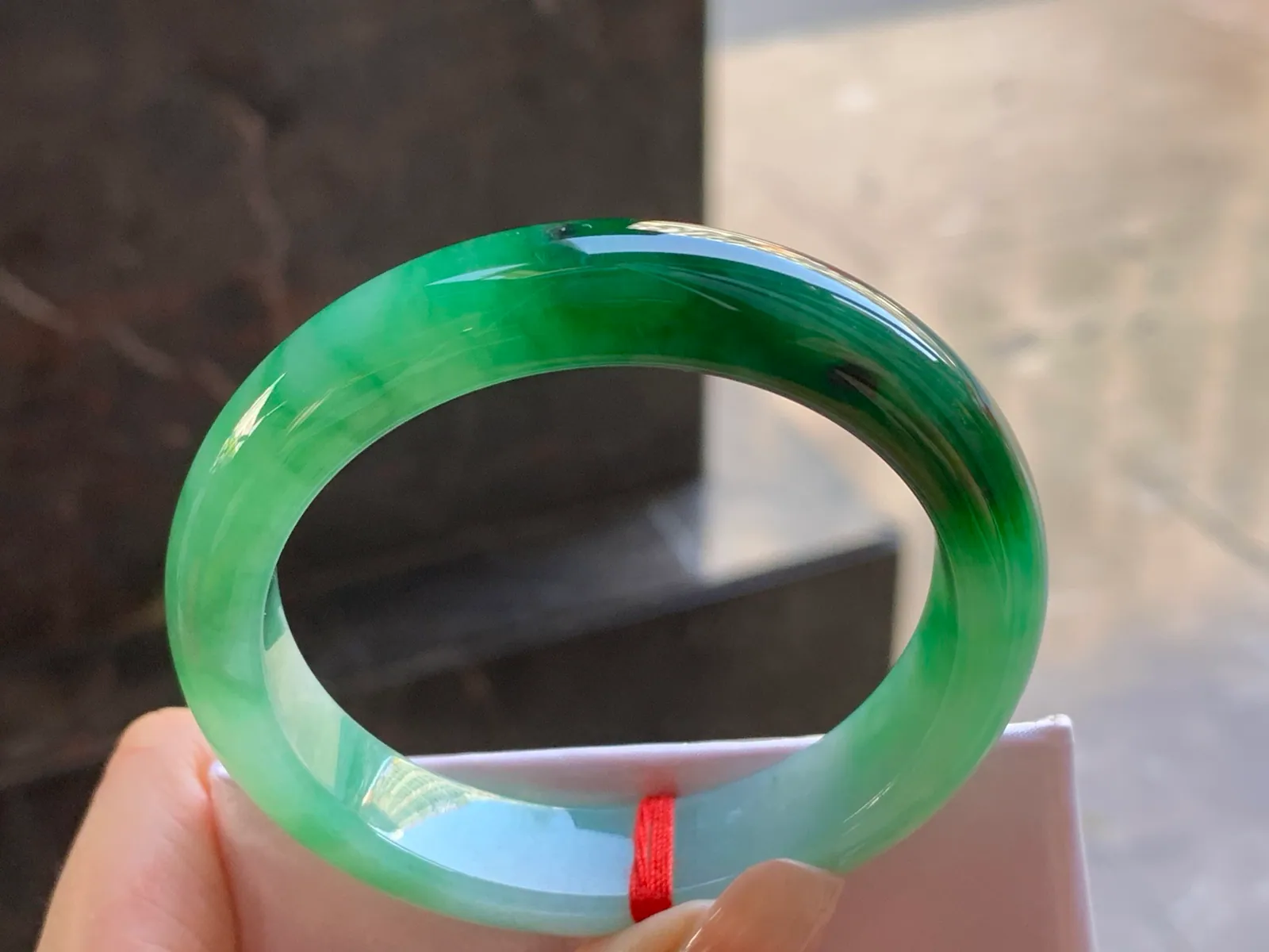 Type A Jadeite Flat Bangle, Vivid Green, 53.2mm (6)