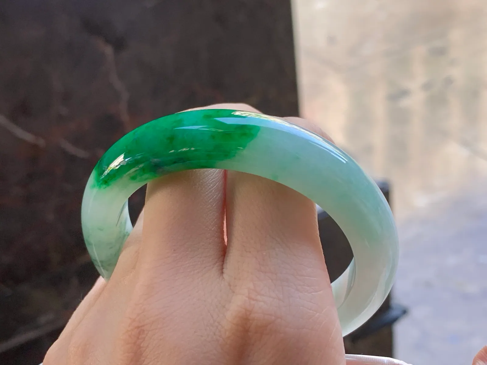 Type A Jadeite Flat Bangle, Icy-Glutinous Green Band, 54.8mm (10)