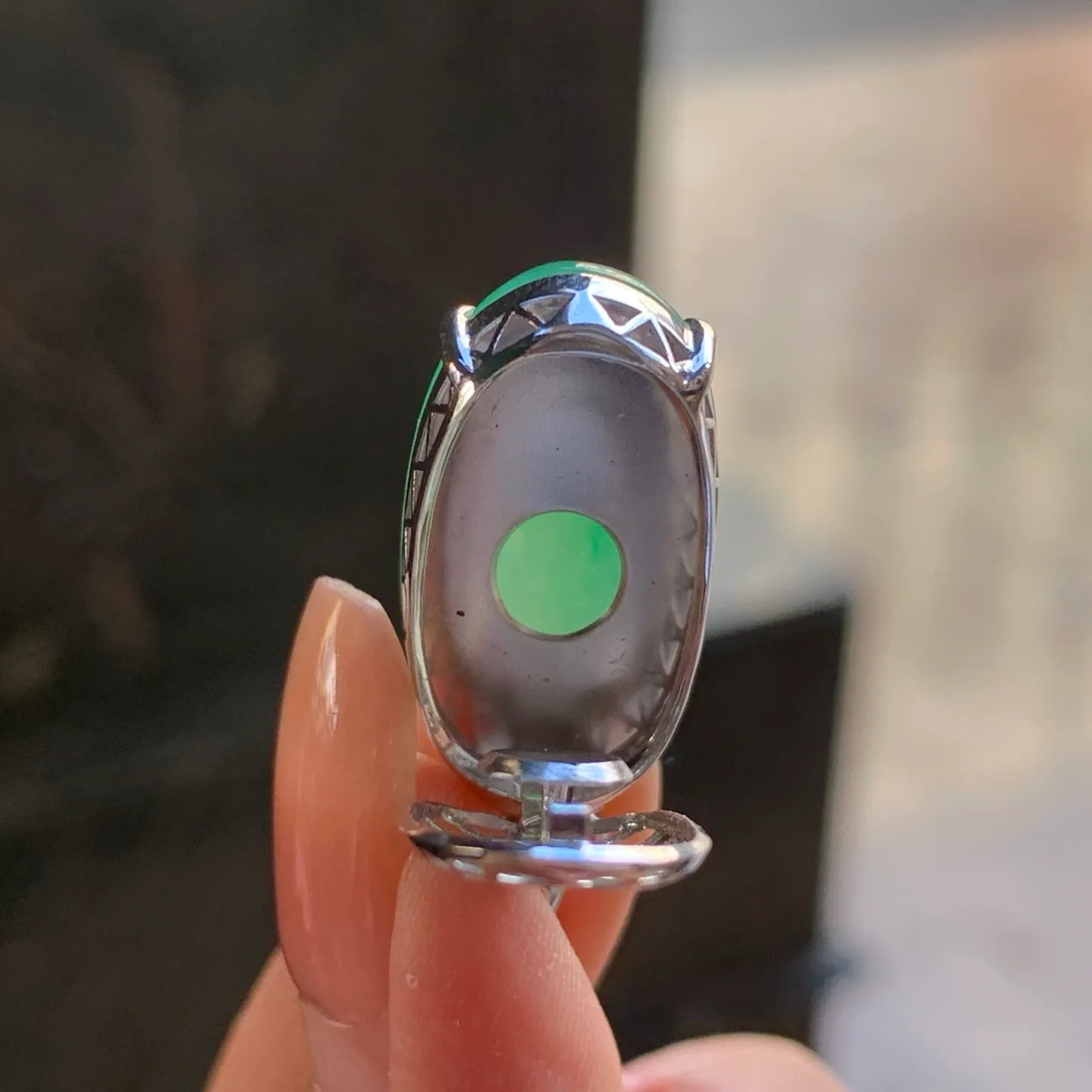 Type A Jadeite Melon Pendant, Icy Apple Green, 18K Gold (6)