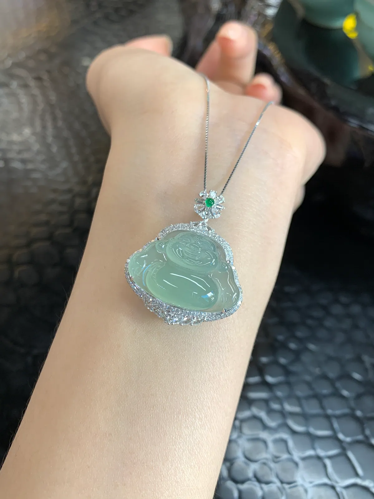 Type A Jadeite Laughing Buddha Pendant, Pale Green, 18K Gold (3)