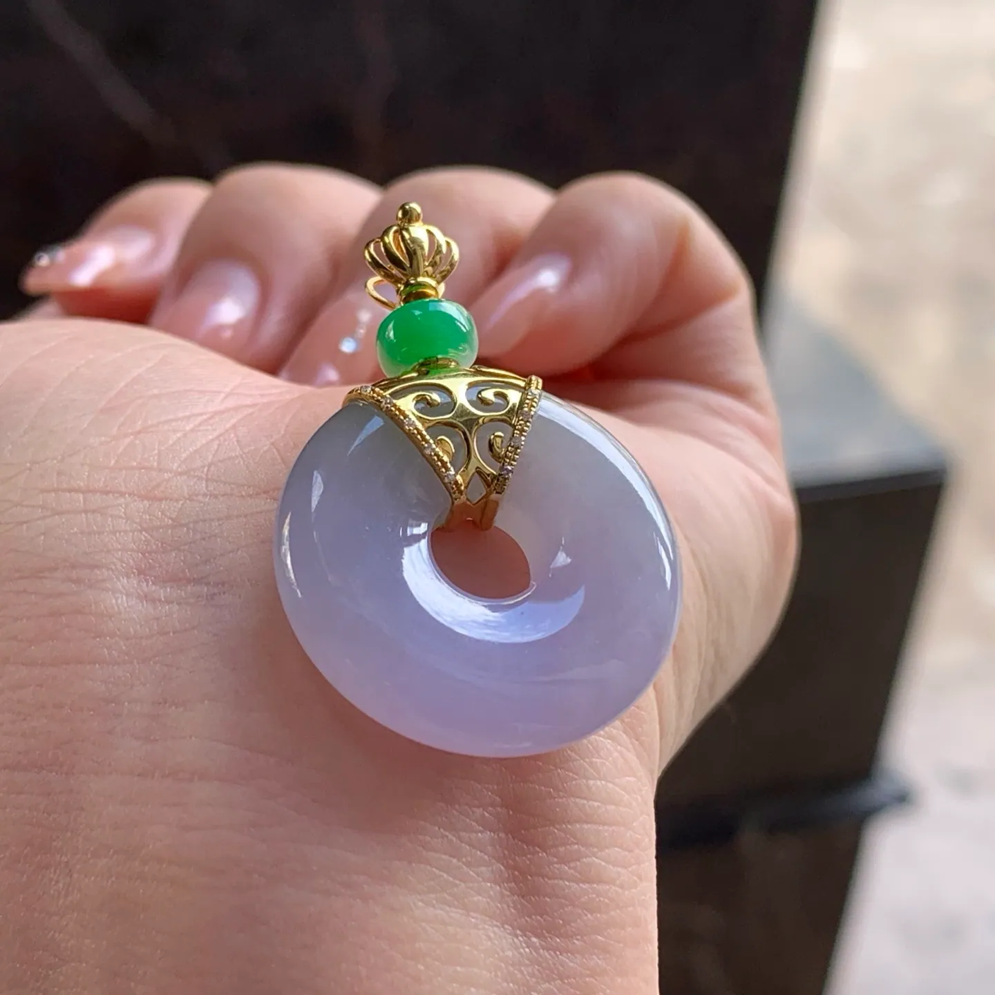 Type A Jadeite Donut Pendant, Lavender, 18K Gold, 25.7mm