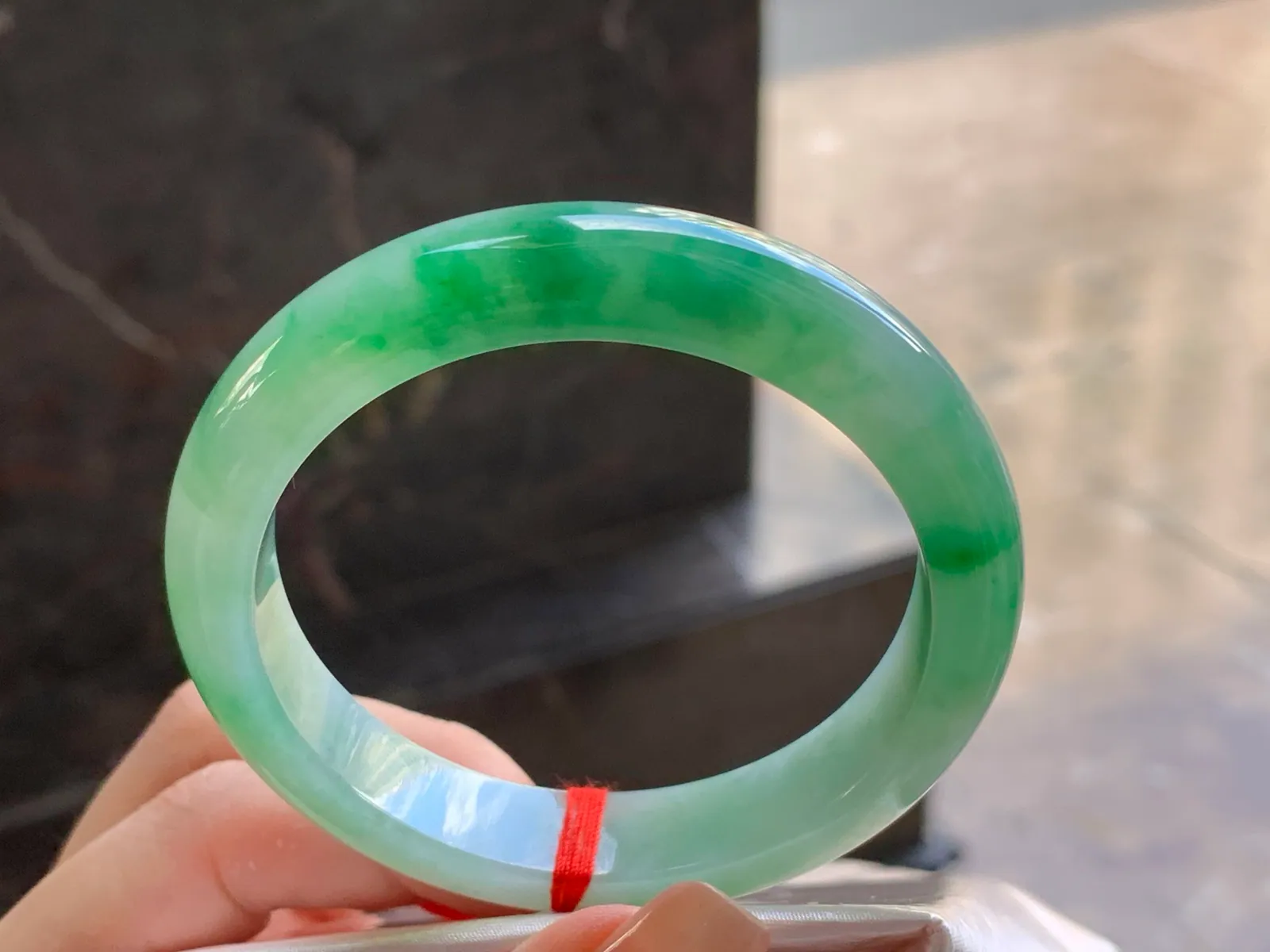 Natural Type A Jadeite Bangle, Icy Green Floating, 54.7mm (4)