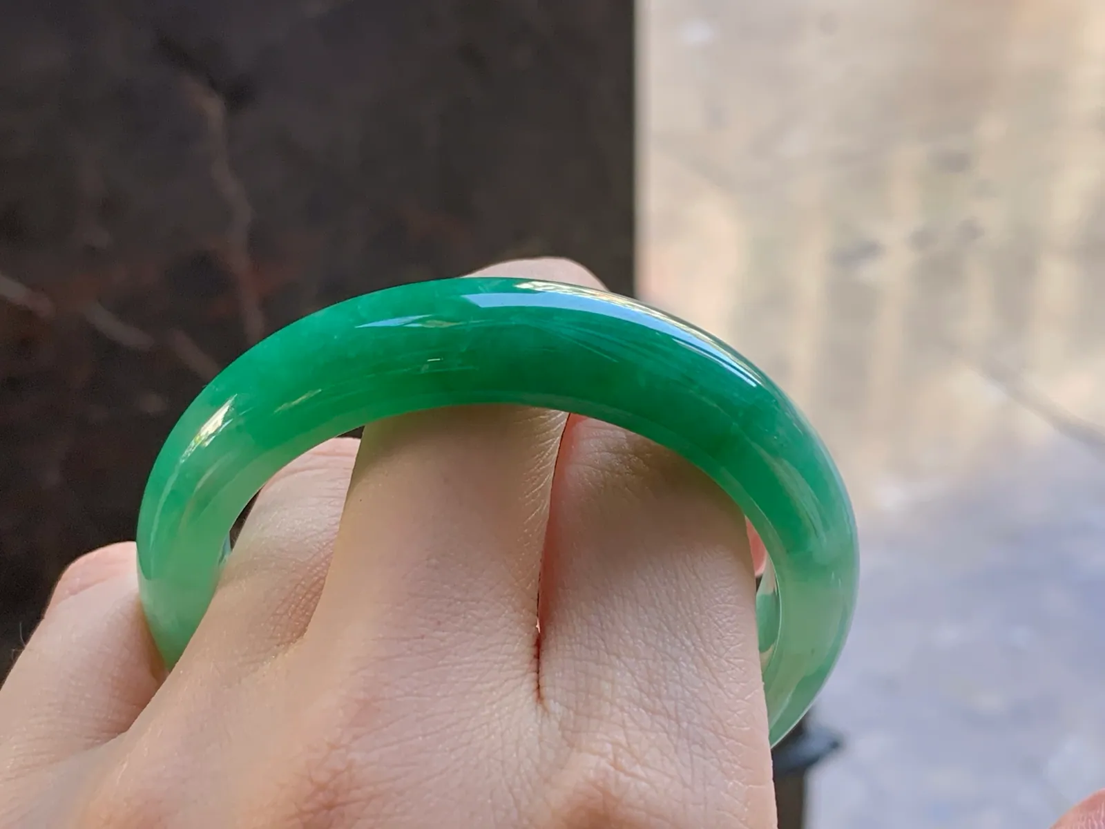 Type A Jadeite Flat Bangle, Bright Green, 52.3mm (8)