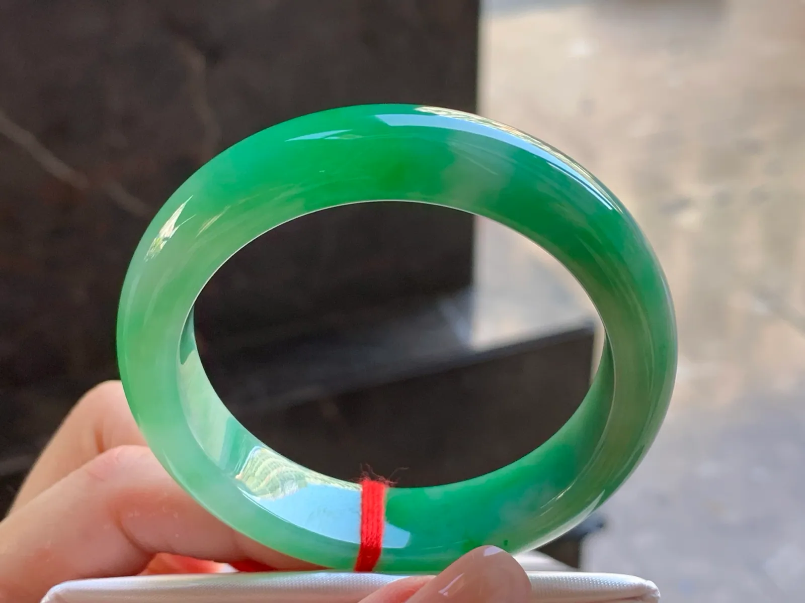 Type A Jadeite Flat Bangle, Bright Green, 52.2mm (4)