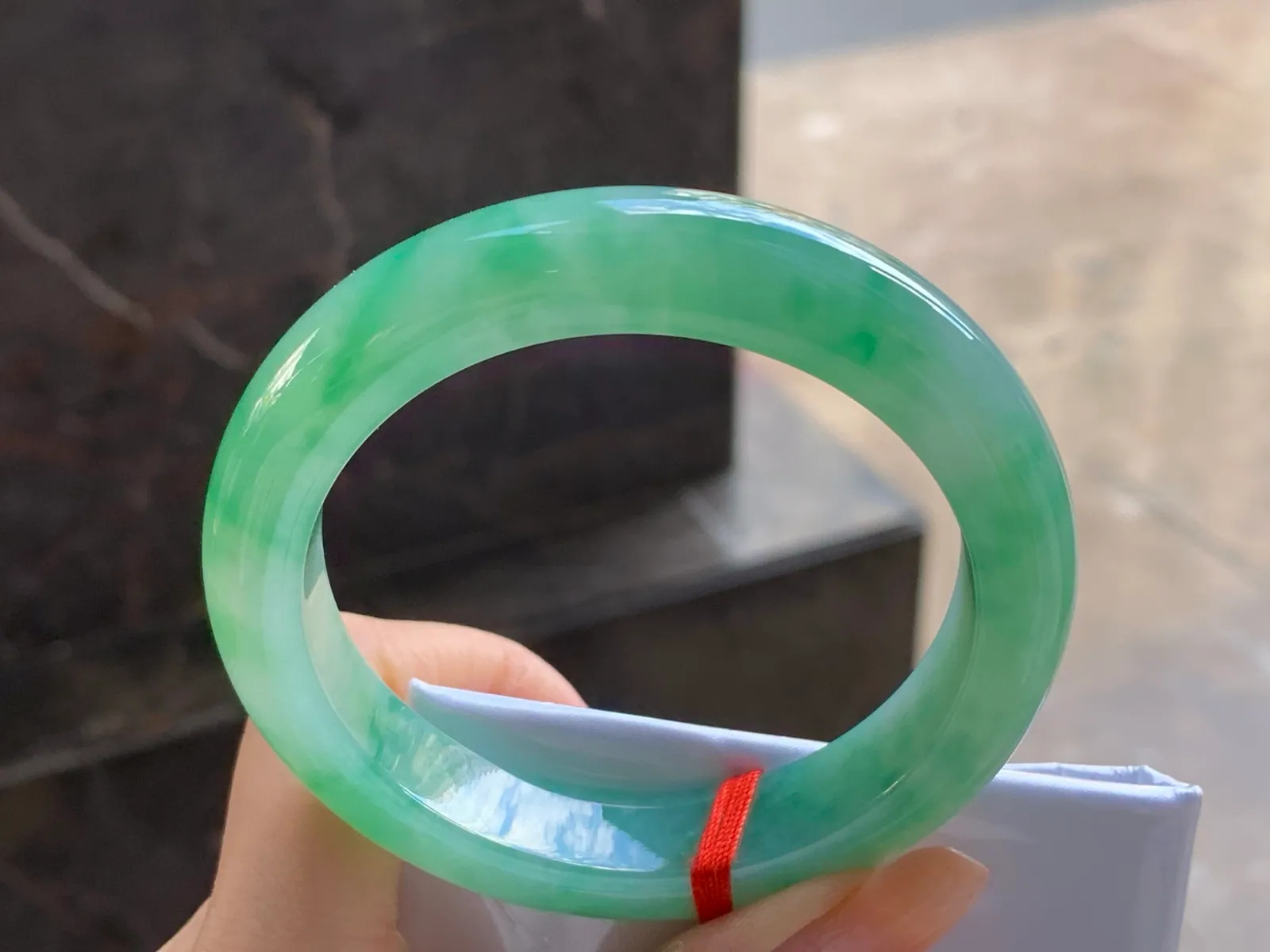 Vòng cẩm thạch type A nếp băng hoa bay, bản dẹt 57.2mm (7)
