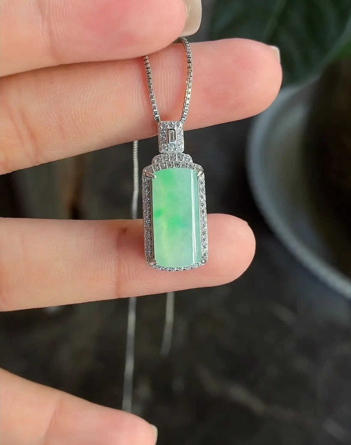 Type A Jadeite Wu Shi Pai Pendant, Apple Green, 925 Silver (3)