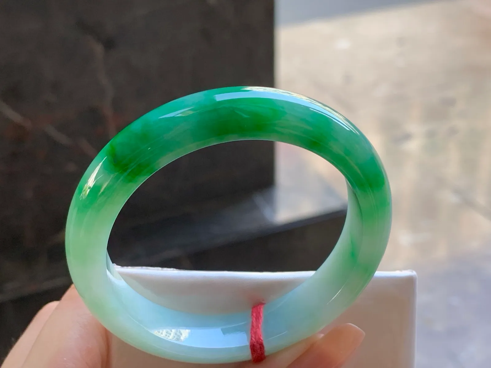Type A Jadeite Flat Bangle, Spicy Green, 55.6mm (5)