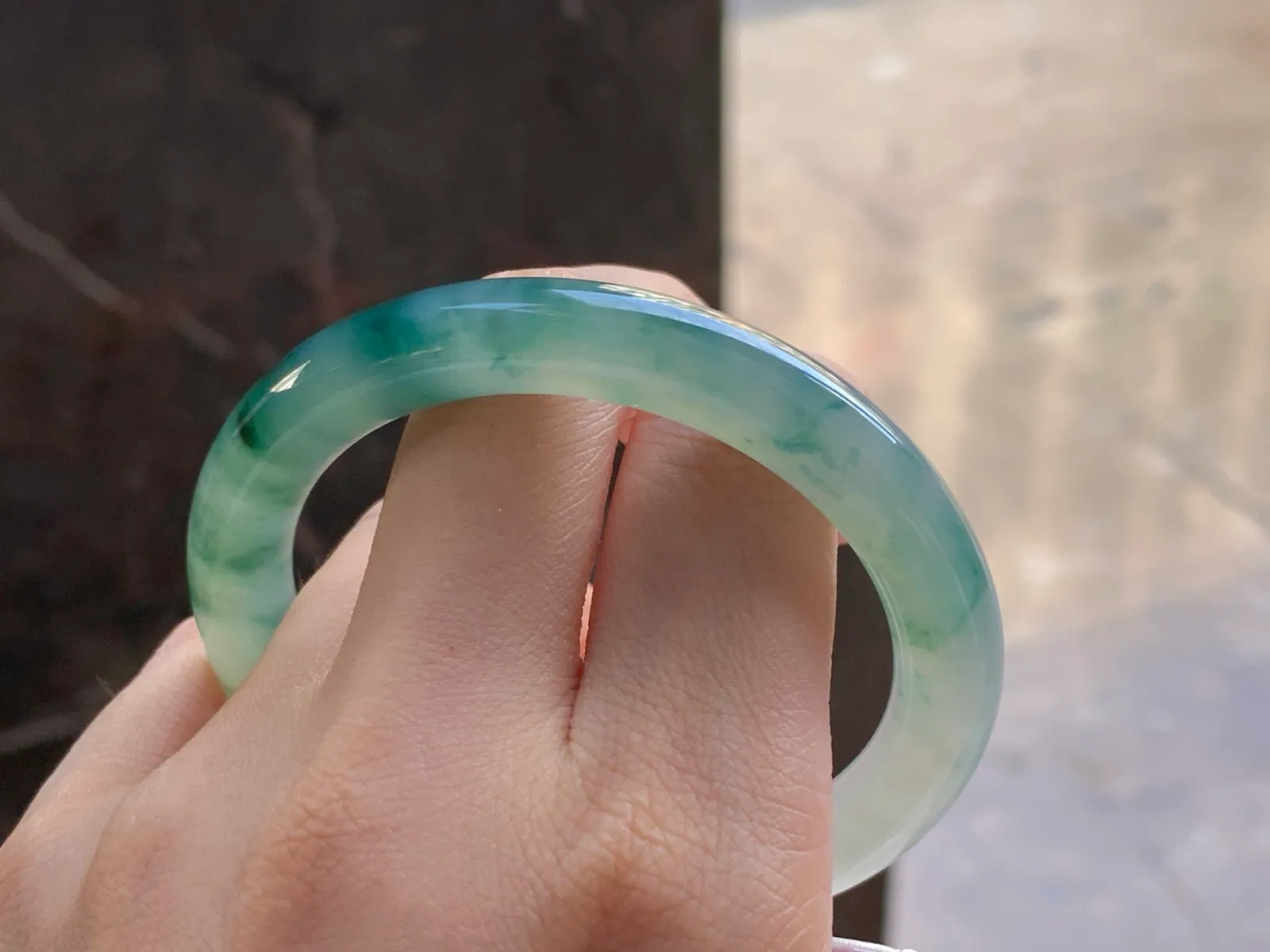 Natural Type A Jadeite Floating Green Round Bangle, 53.2mm (10)
