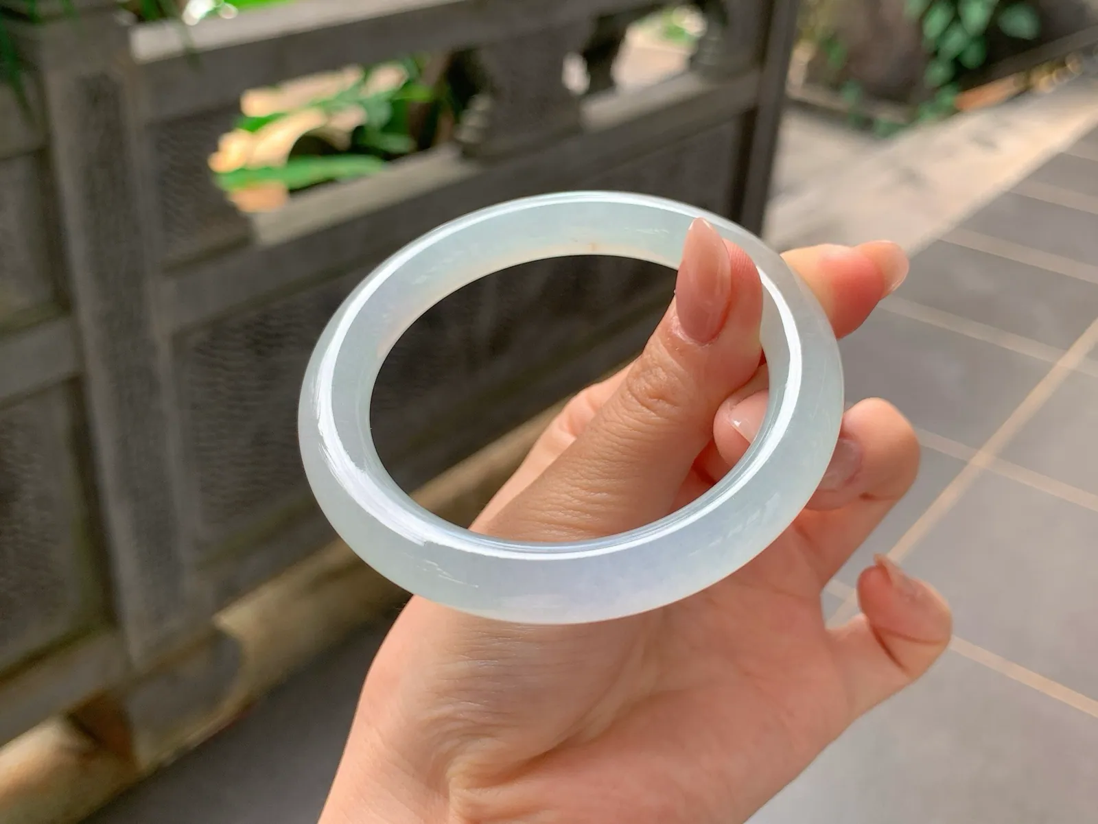 Type A Jadeite Round Bangle, Moonlight White, 55mm (6)