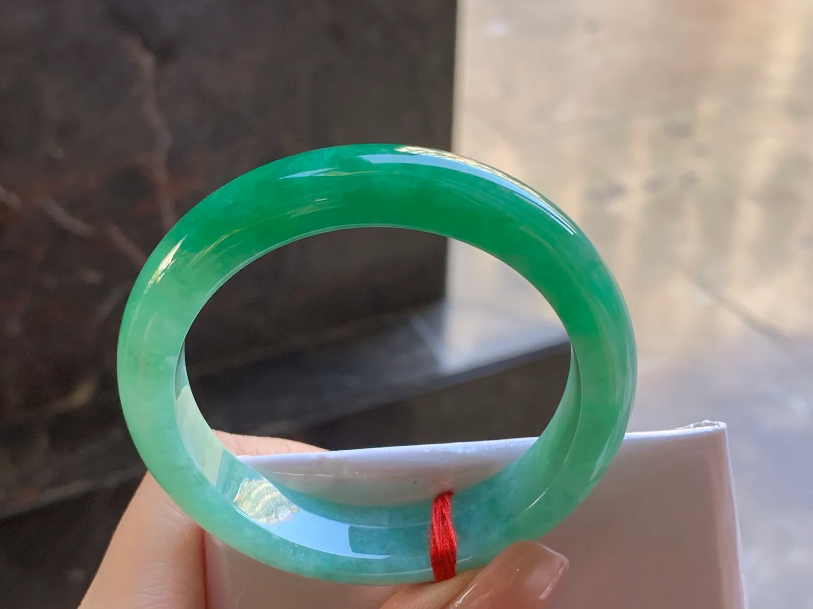 Type A Jadeite Flat Bangle, Bright Green, 52.3mm (6)