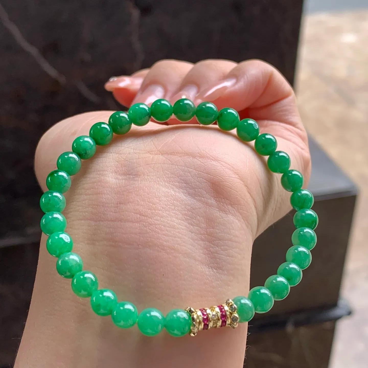 Type A Jadeite Bead Bracelet, Full Bright Green, 5.9mm (4)