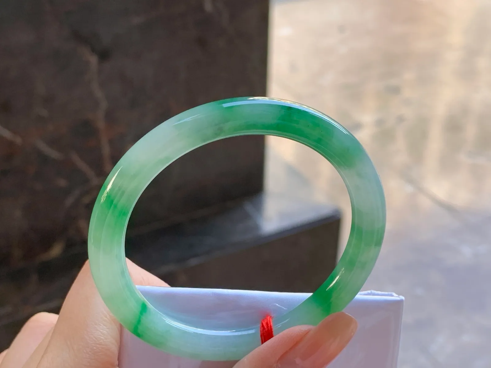 Vòng cẩm thạch type A nếp băng hoa xanh, tròn 54.7mm (5)