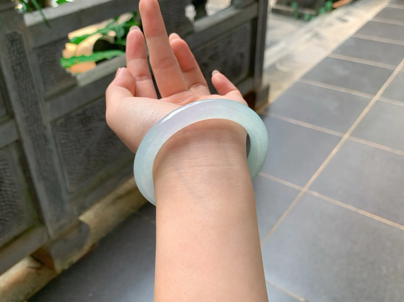 Type A Jadeite Round Bangle, Moonlight White, 55mm (7)