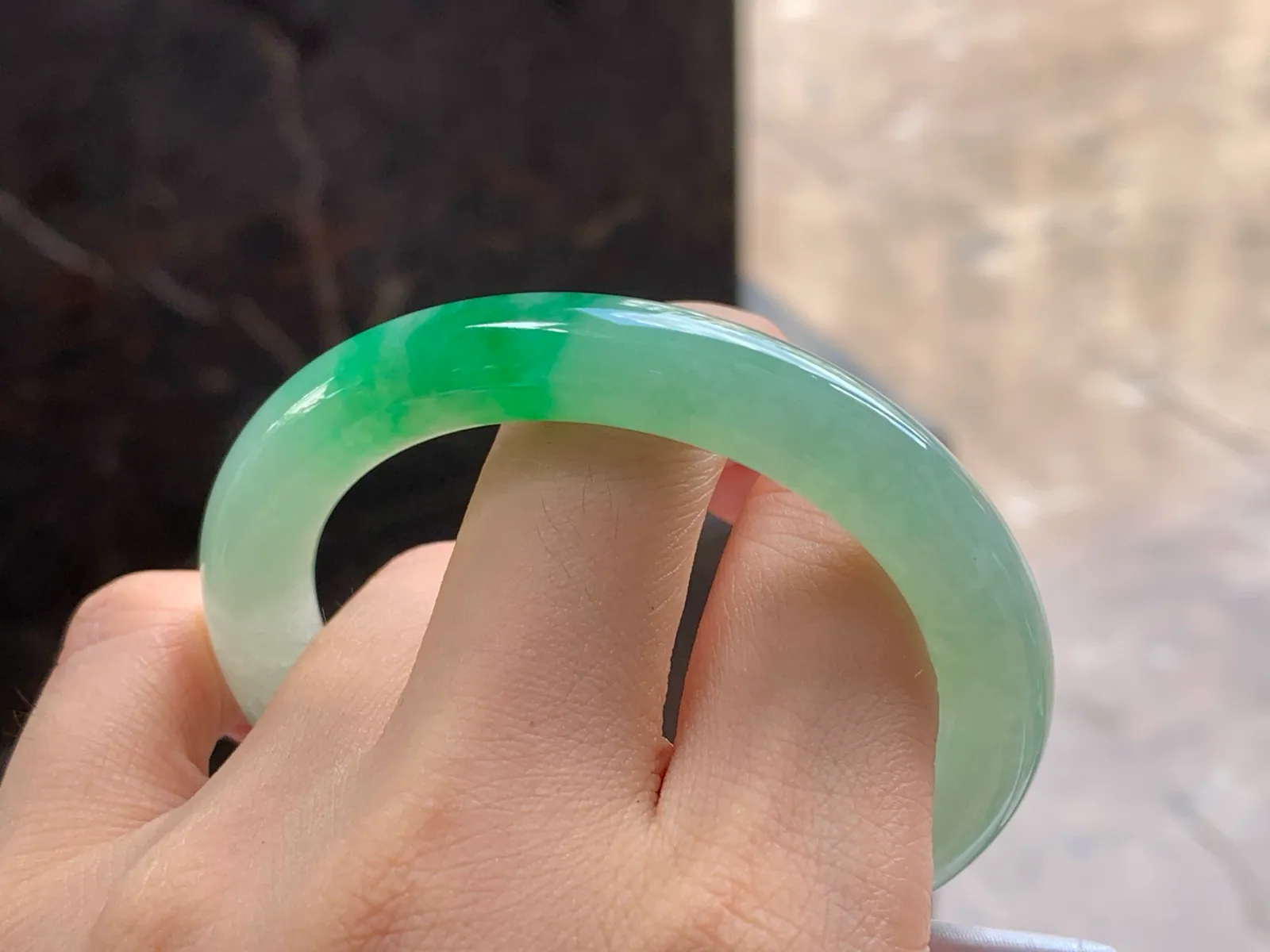 Type A Jadeite Round Bangle, Icy, Bright Green, 51.5mm (9)