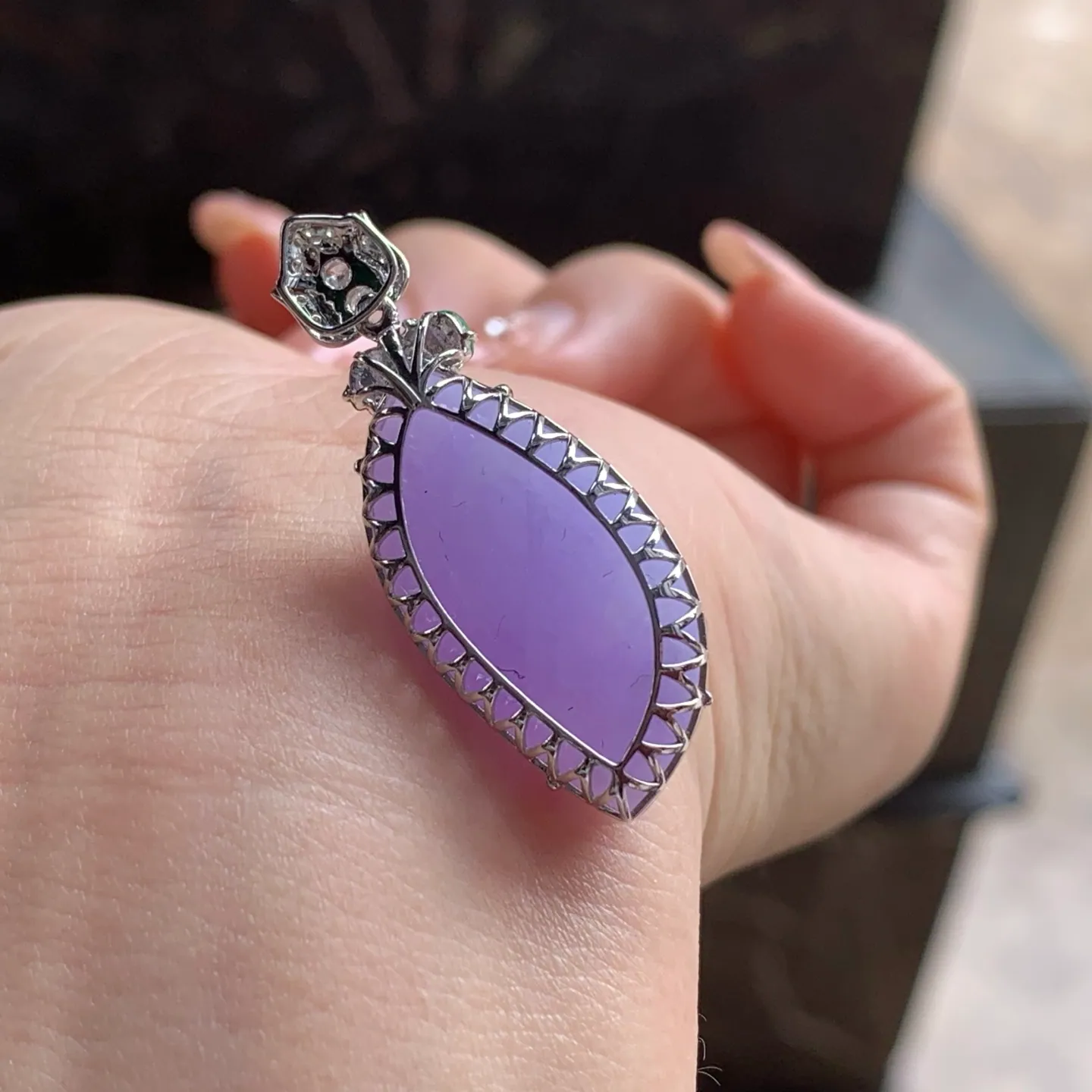 Type A Jadeite Freeform Pendant, Lavender, Gold Set (6)