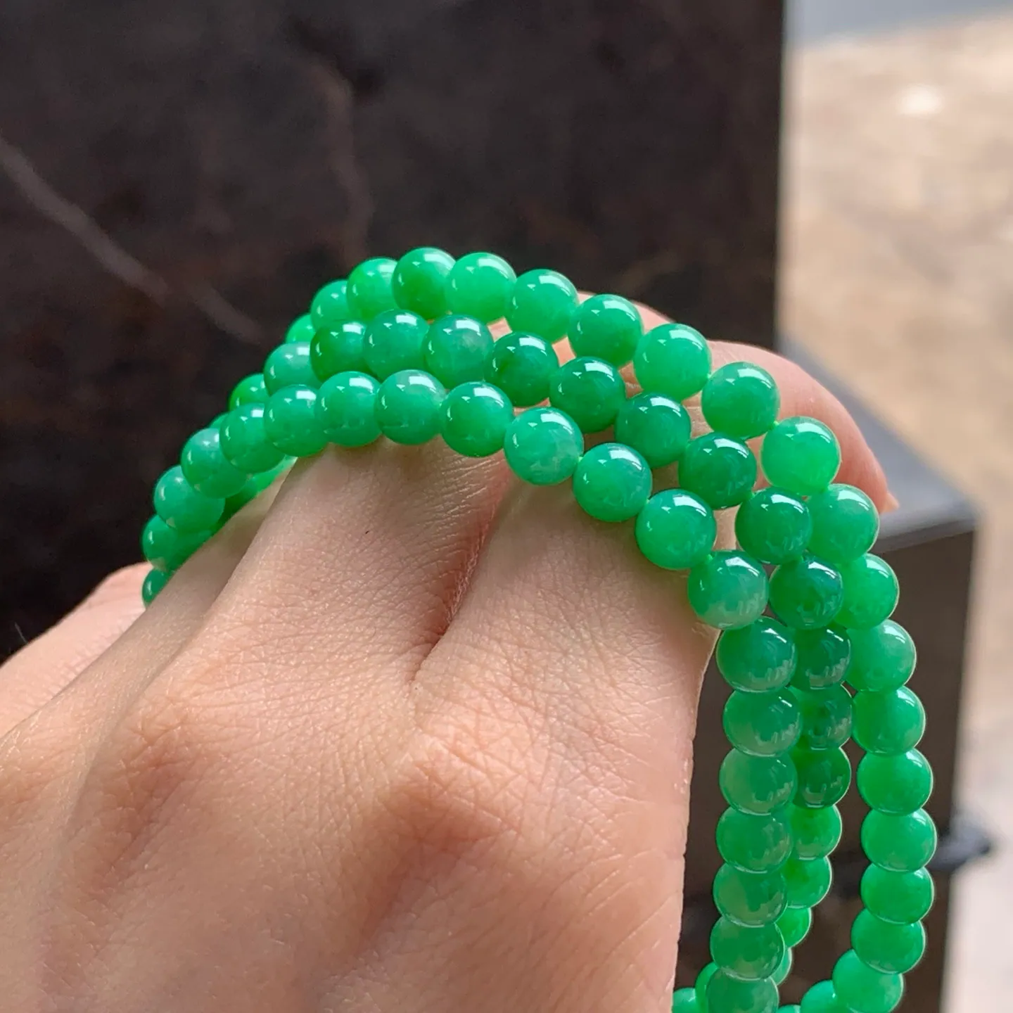 Type A Jadeite Bead Strand, Full Vivid Green, 6mm (9)