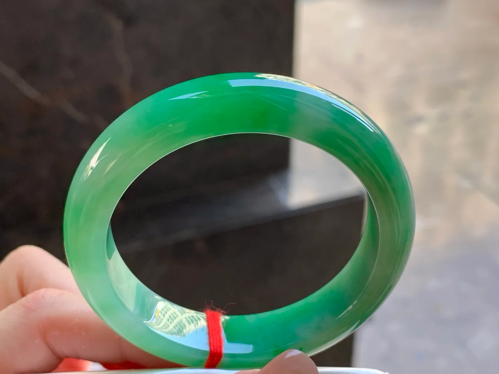 Type A Jadeite Flat Bangle, Bright Green, 52.2mm