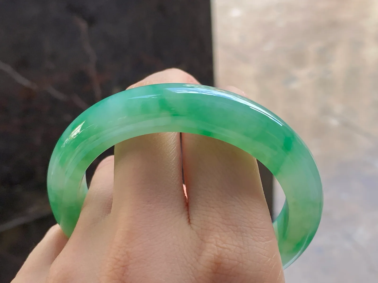 Vòng cẩm thạch type A nếp băng hoa bay, bản dẹt 57.2mm (10)