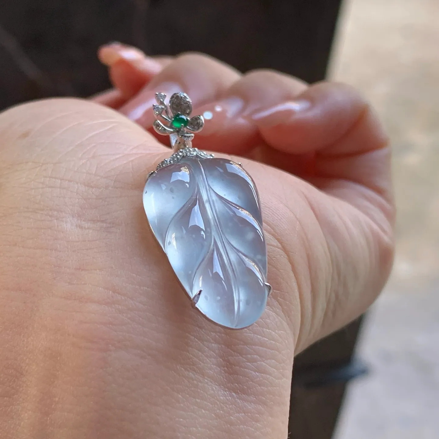 Type A Jadeite Leaf Pendant, Icy Snowflake Cotton, Gold Set (4)