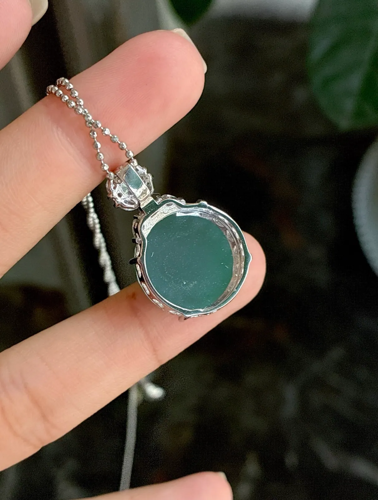 Type A Jadeite Round Plaque Pendant, Apple Green, 925 Silver (5)