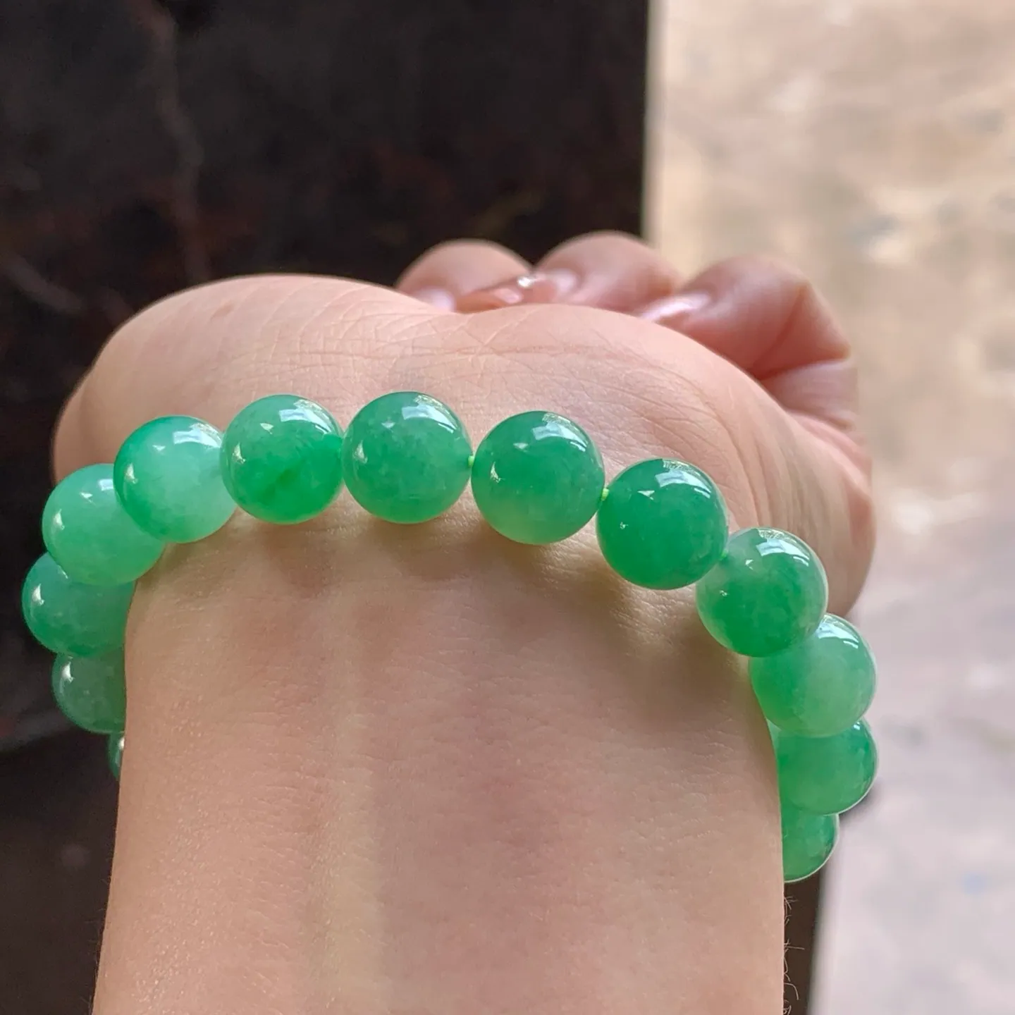 Natural Type A Jadeite Bead Bracelet, Green, 10mm (5)
