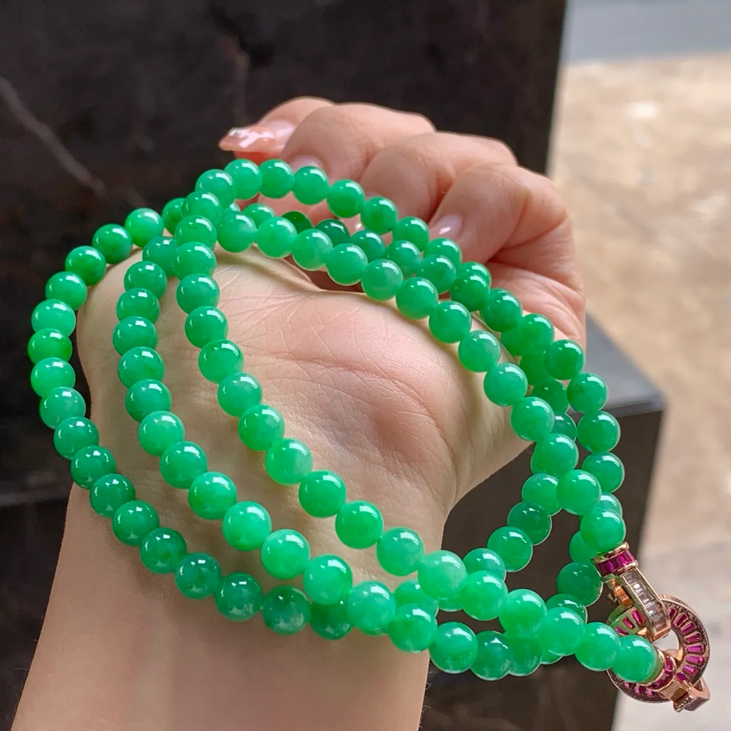Type A Jadeite Bead Strand, Full Vivid Green, 6mm (3)