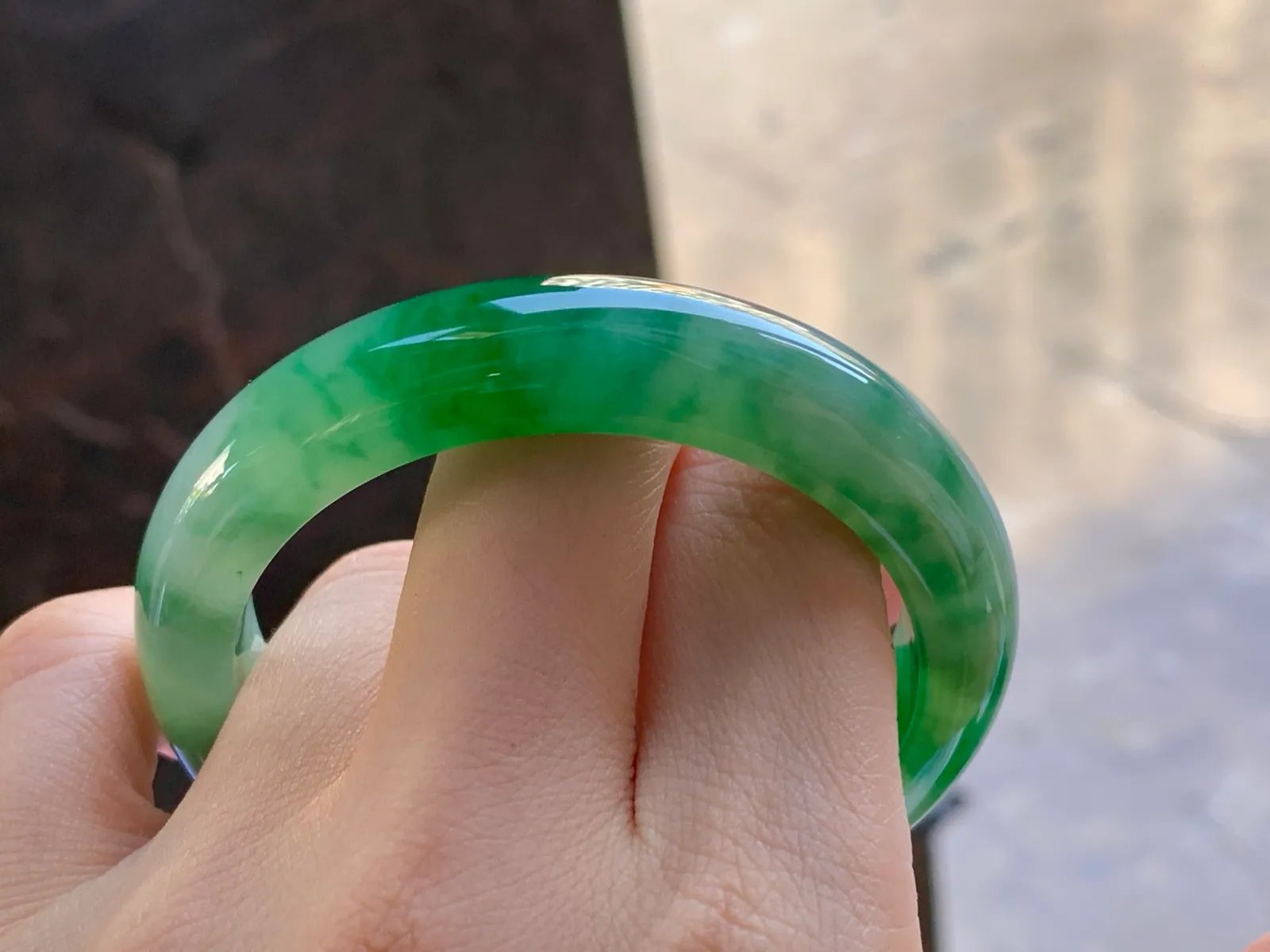 Type A Jadeite Flat Bangle, Icy-Glutinous Vivid Green, 53mm (8)