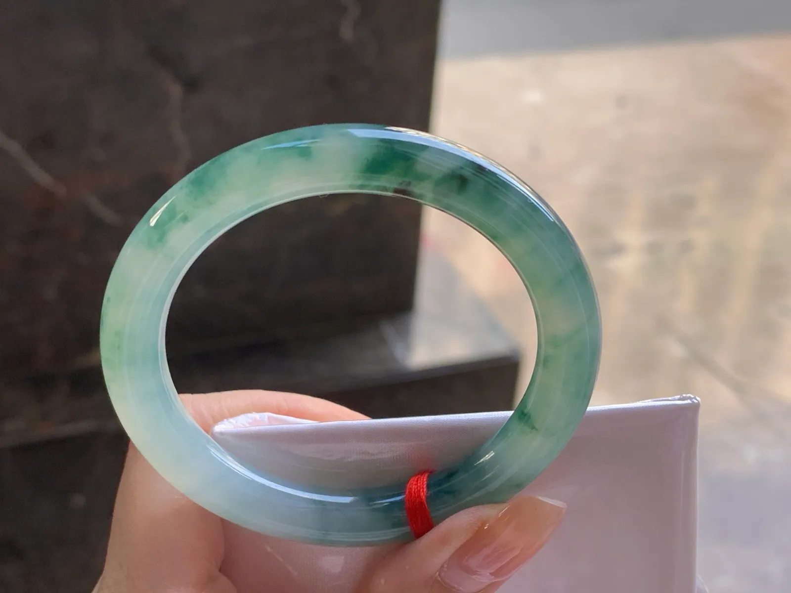Natural Type A Jadeite Floating Green Round Bangle, 53.2mm (6)