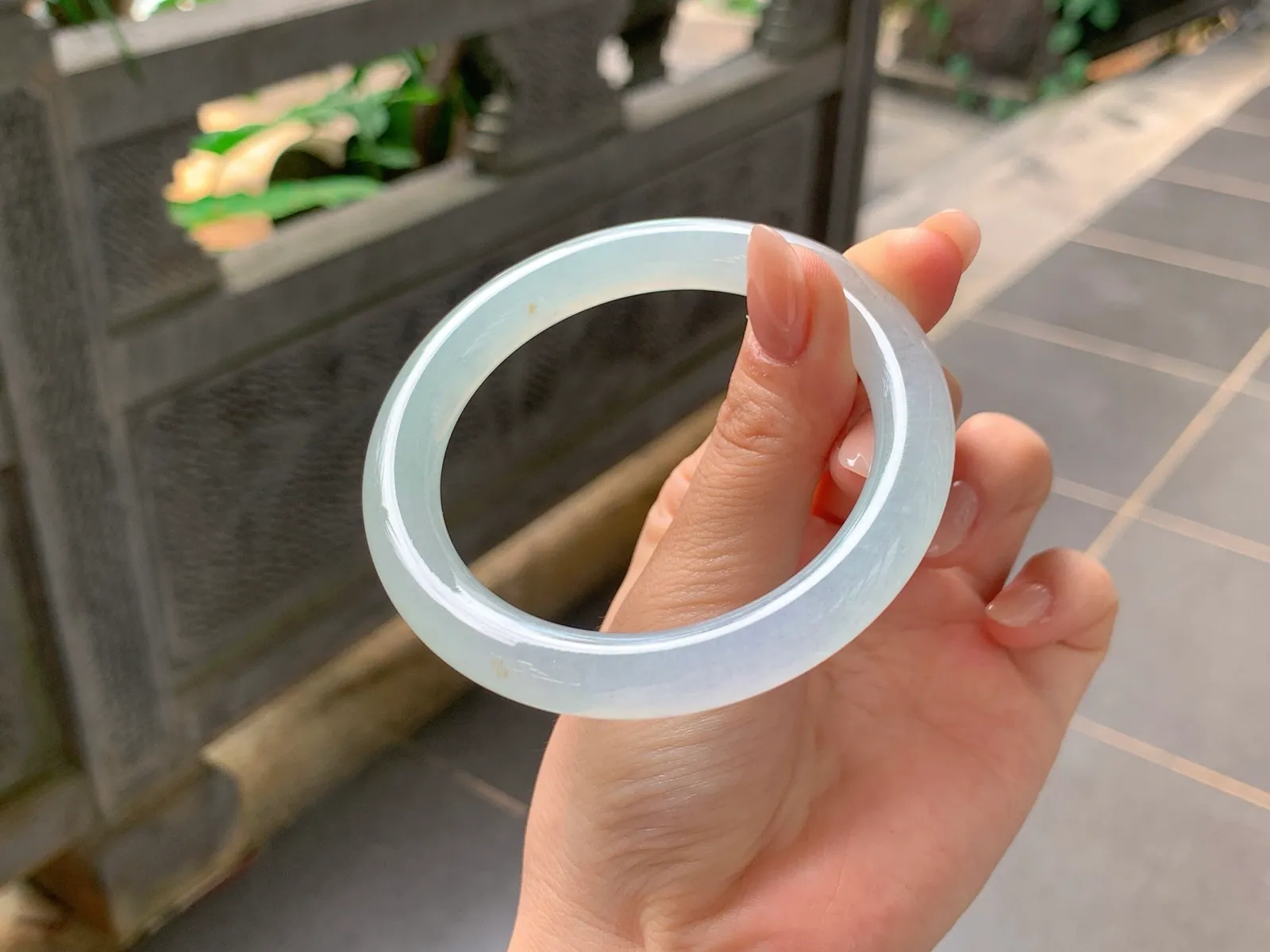 Type A Jadeite Round Bangle, Moonlight White, 55mm (4)