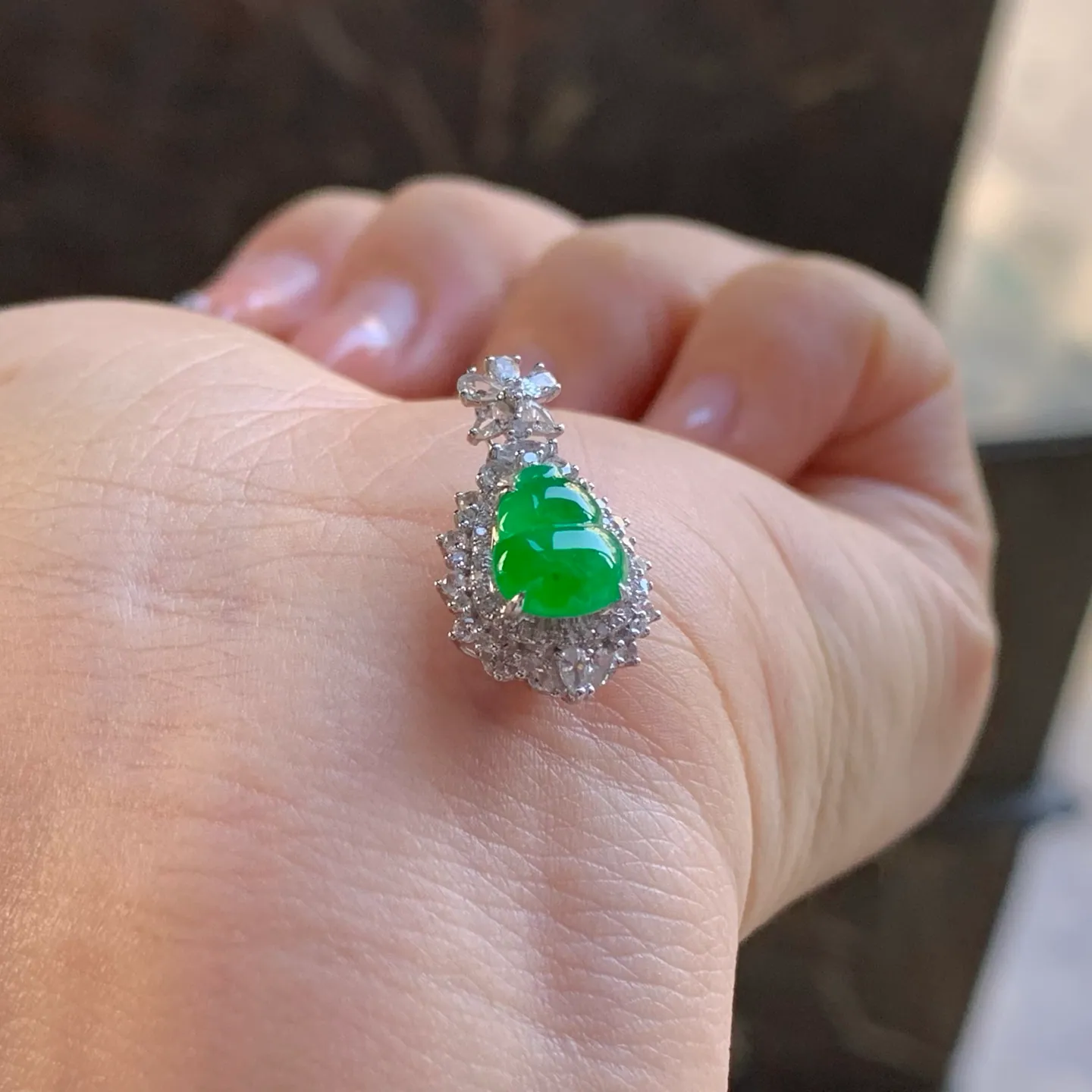 จี้น้ำเต้าหยกพม่า Type A เขียวสด ทอง 18K 8.3มม (6)