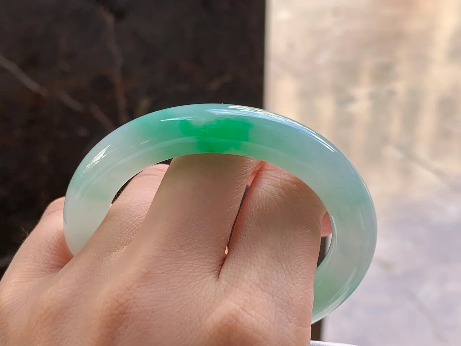 Type A Jadeite Round Bangle, White & Green, 52.8mm (10)