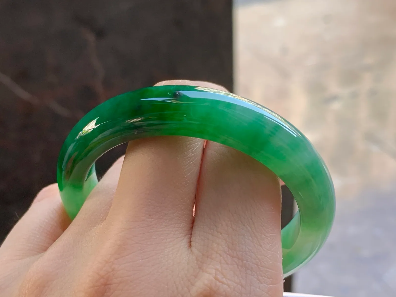 Type A Jadeite Flat Bangle, Vivid Green, 53.2mm (10)