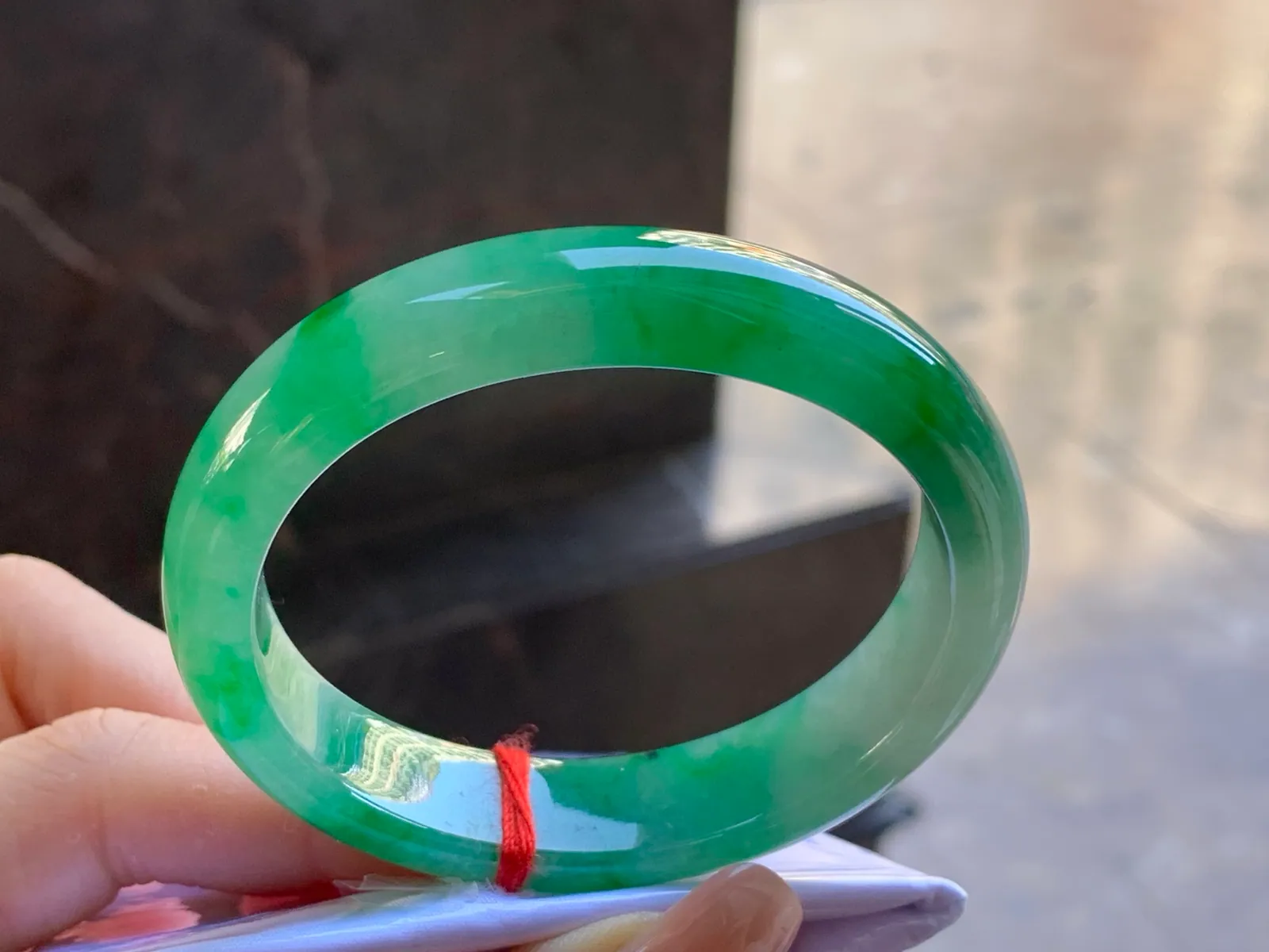Type A Jadeite Oval Bangle, Vivid Green, 53.2mm (3)
