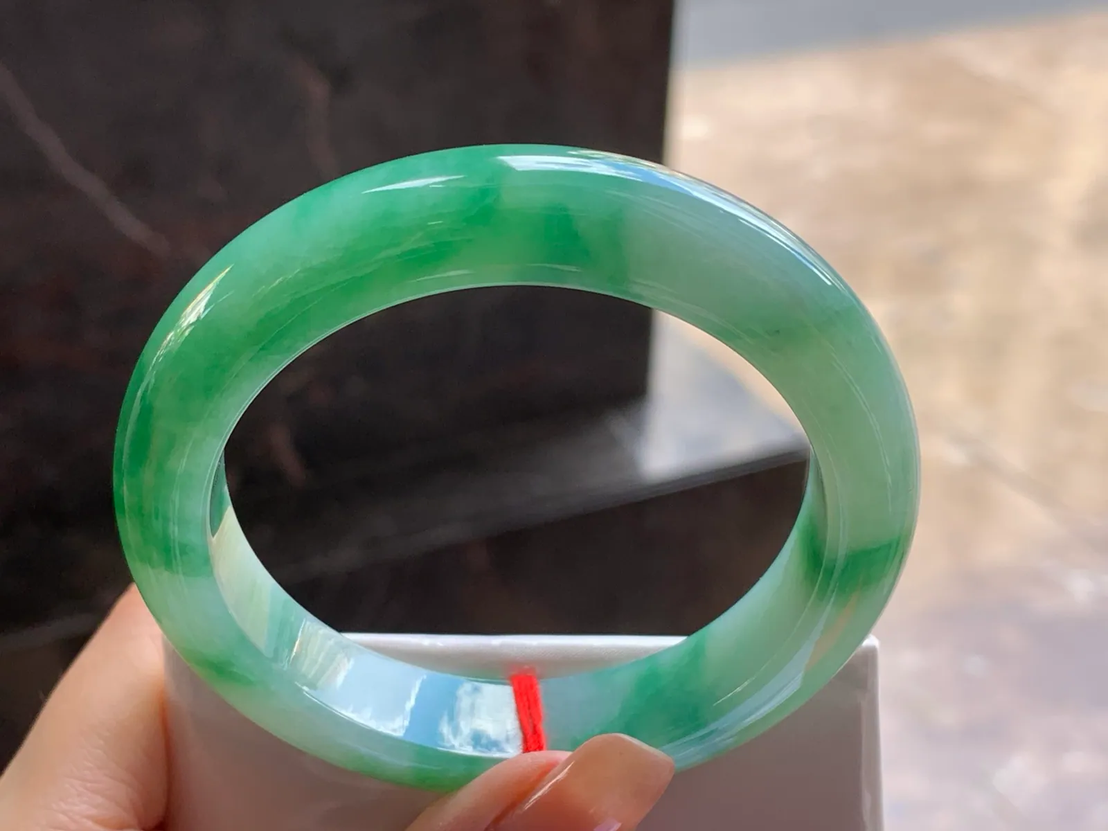 Type A Jadeite Flat Bangle, Green Flower, 57.5mm (6)