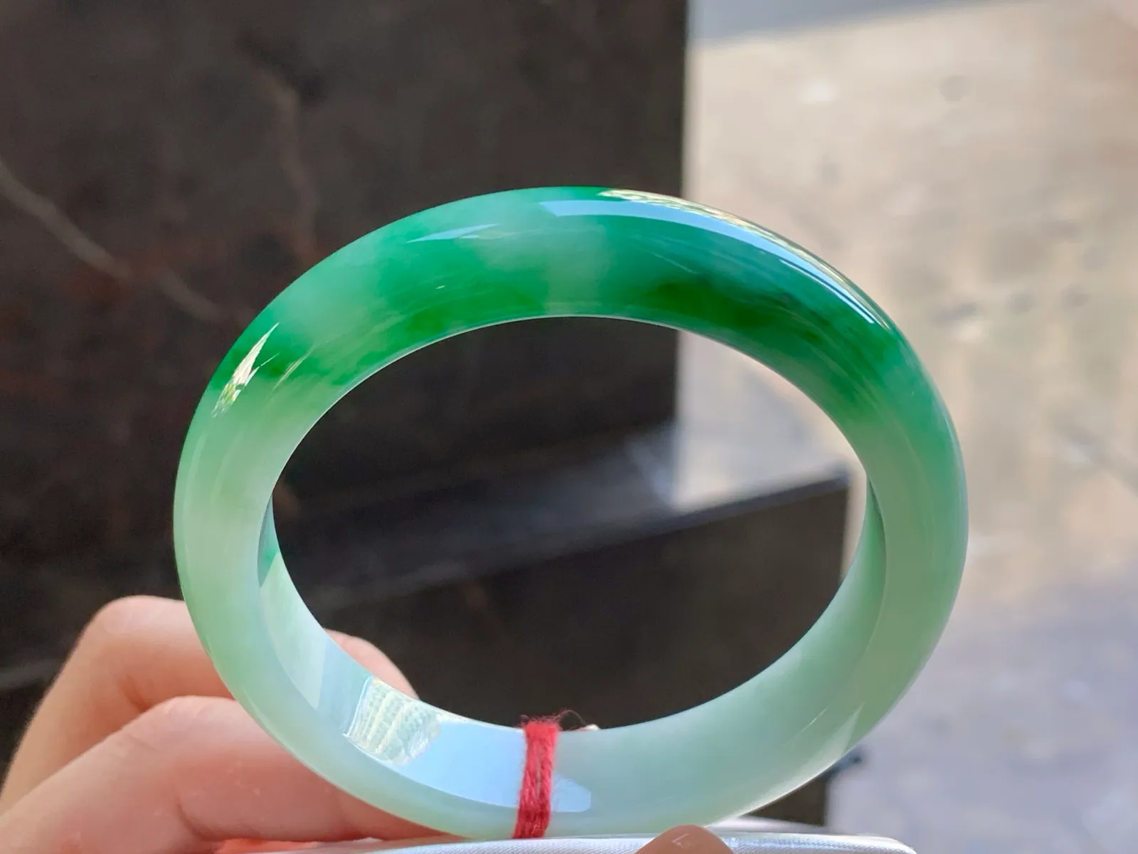 Type A Jadeite Flat Bangle, Spicy Green, 55.6mm (4)