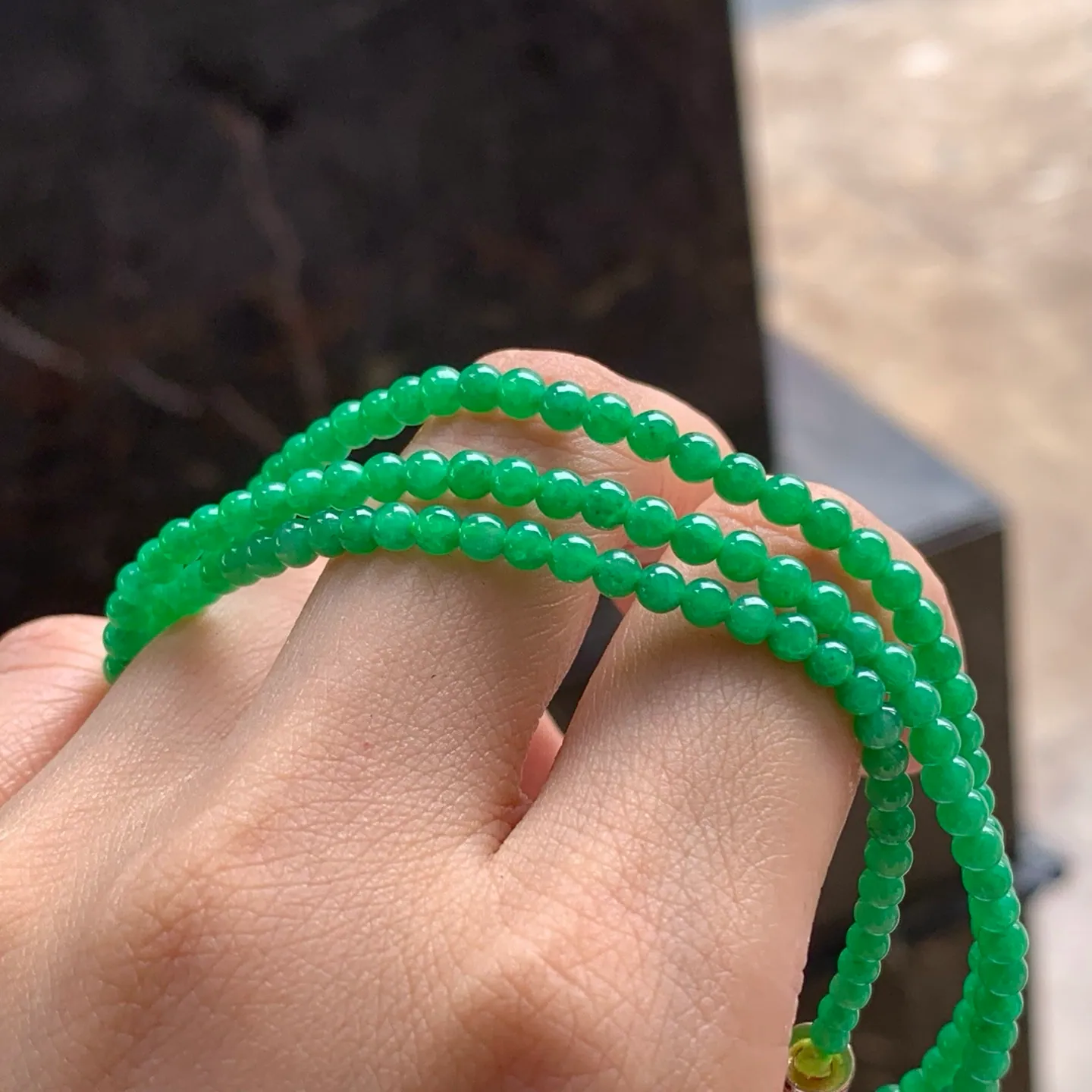 Type A Jadeite Bead Strand, Full Bright Green, 3.1–3.5mm (6)