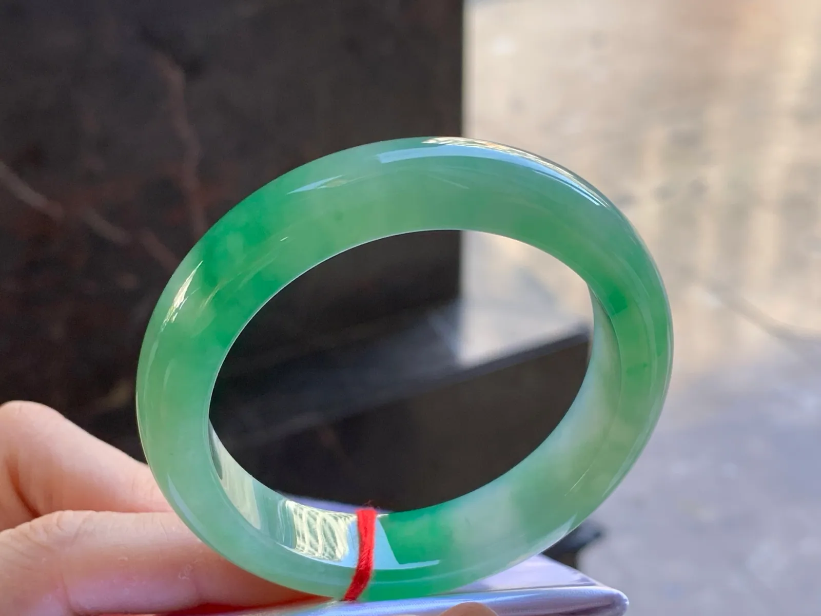 Type A Jadeite Flat Bangle, Bright Green, 51.8mm (3)