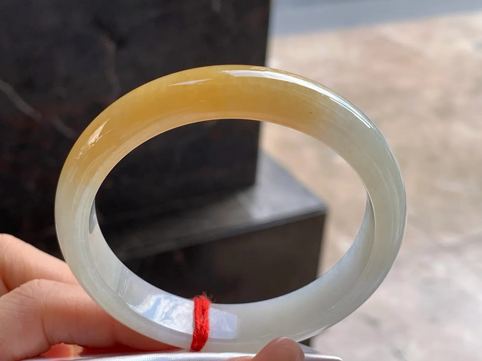 天然A货翡翠 糯冰种 黄翡 正装手镯 圈口59mm (2)