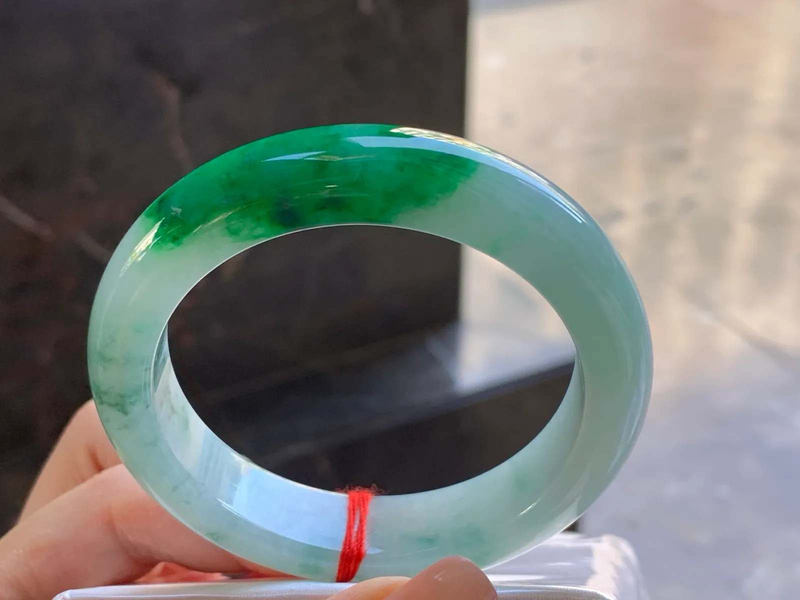 Type A Jadeite Flat Bangle, Icy-Glutinous Green Band, 54.8mm (4)