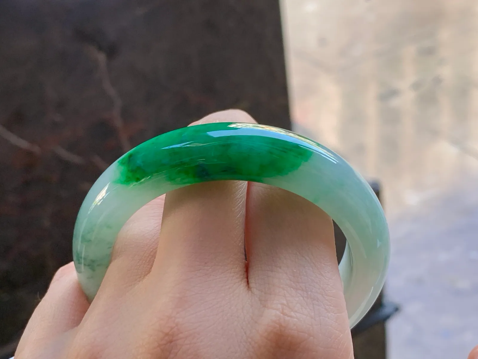 Type A Jadeite Flat Bangle, Icy-Glutinous Green Band, 54.8mm (8)
