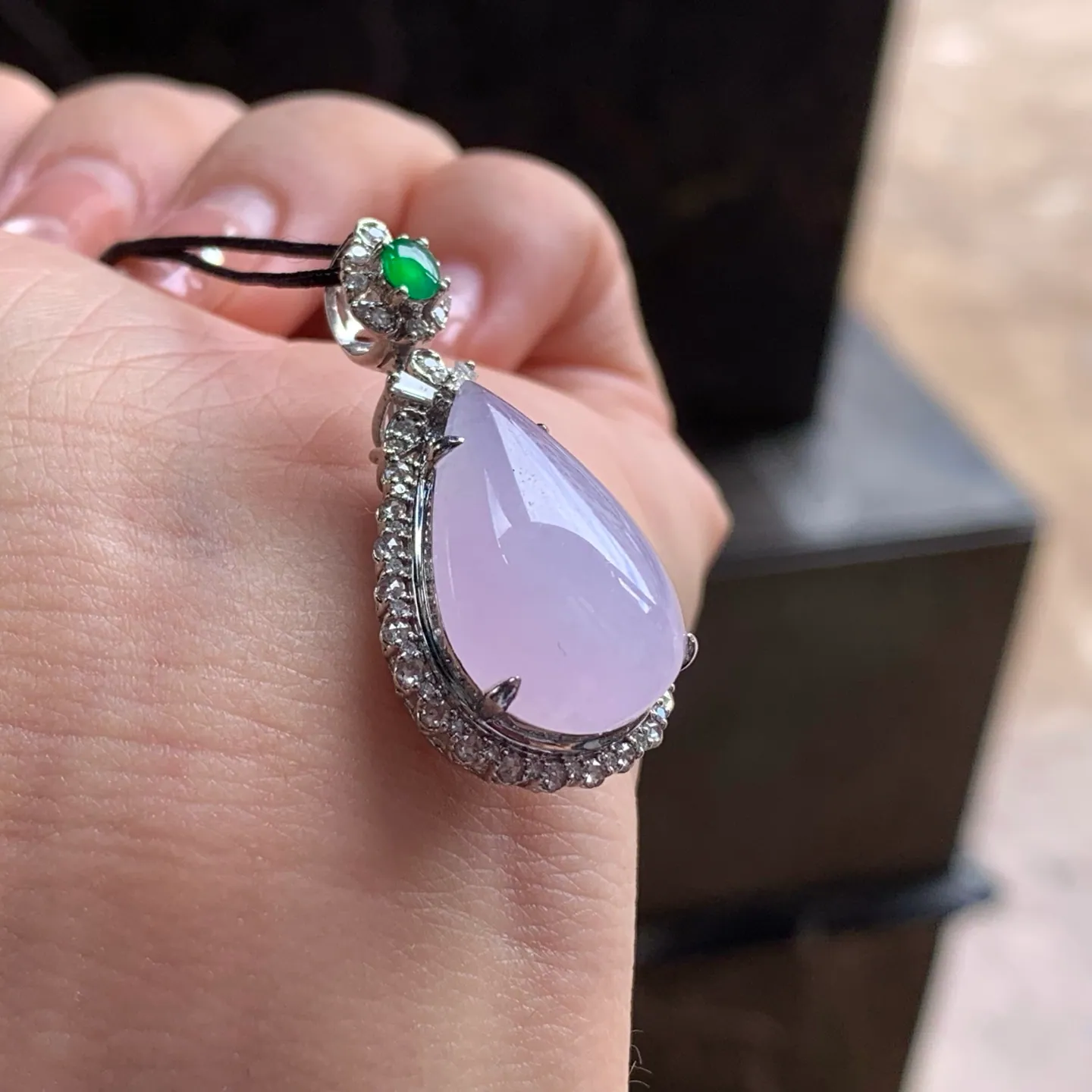 Type A Jadeite Teardrop Pendant, Icy Pink Lavender, Gold Set (6)