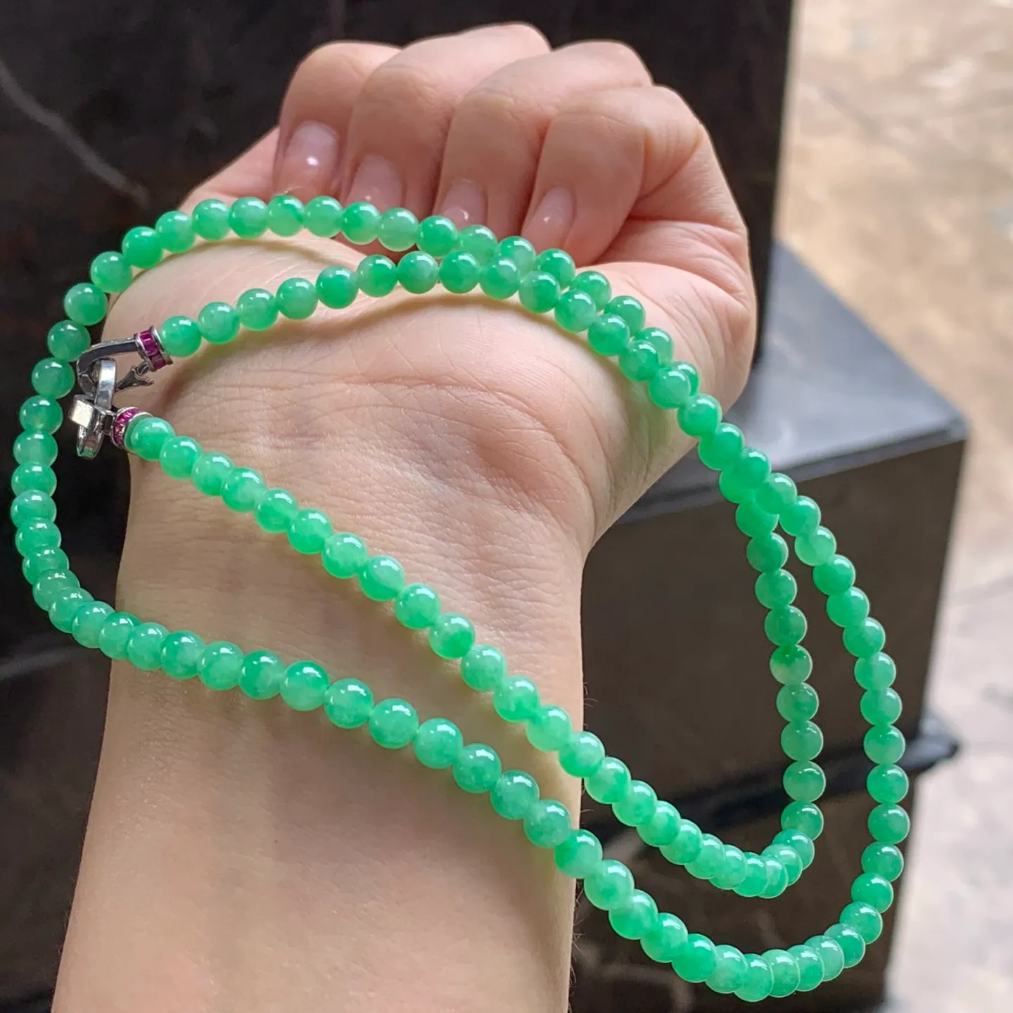 Type A Jadeite Bead Strand, Full Apple Green, 4.6–5mm (5)