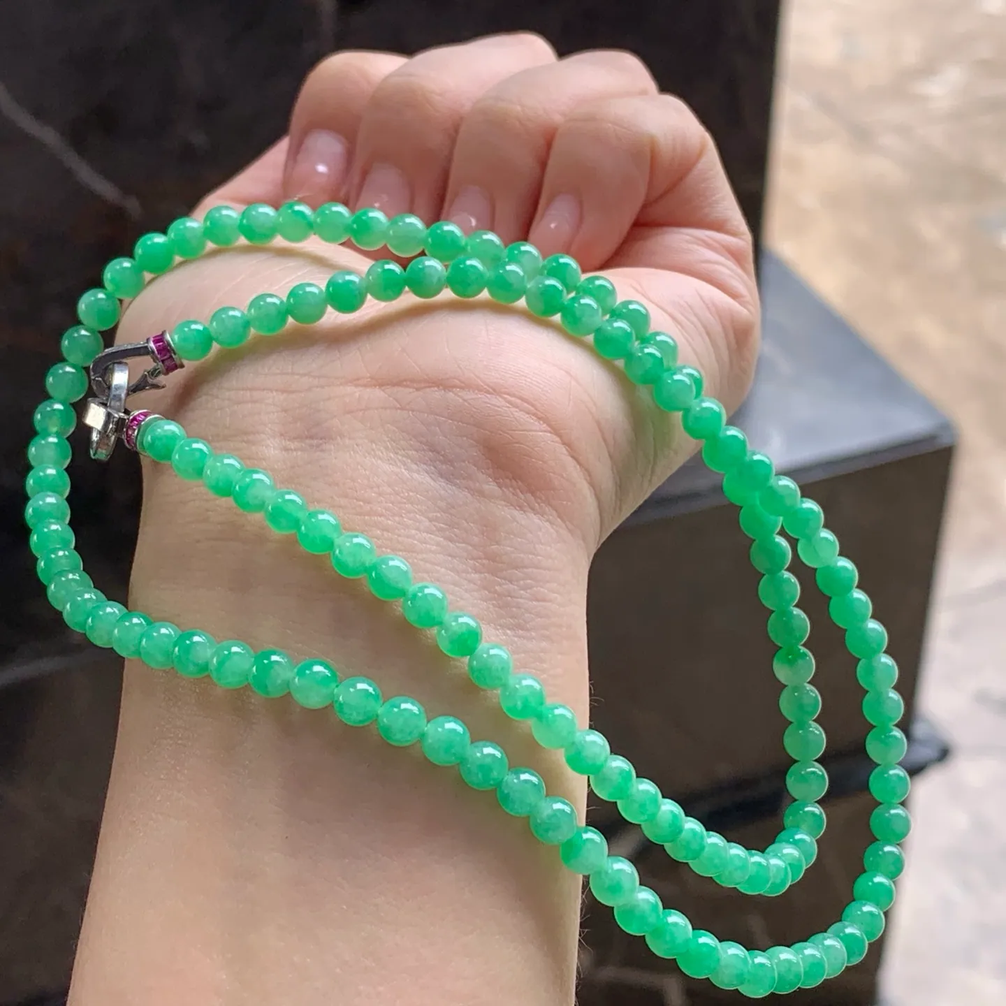 Type A Jadeite Bead Strand, Full Apple Green, 4.6–5mm (7)