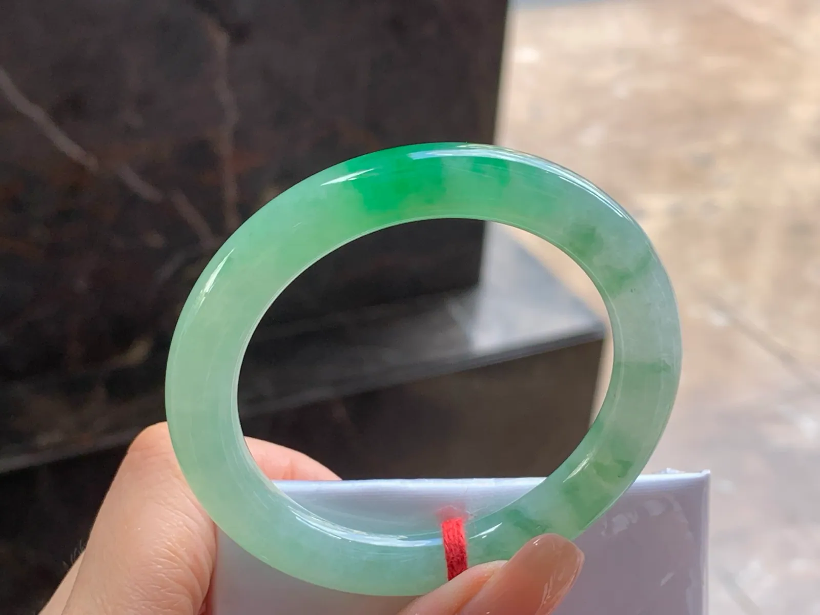 Type A Jadeite Round Bangle, Icy, Bright Green, 51.5mm (5)