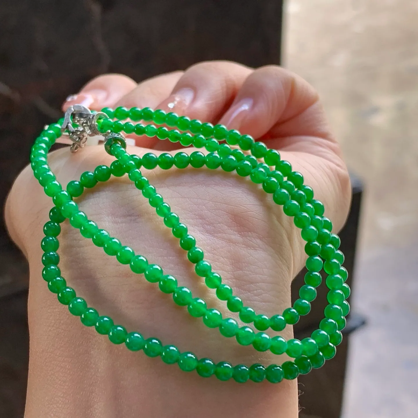 Type A Jadeite Bead Strand, Icy Full Bright Green, 154 Beads (4)