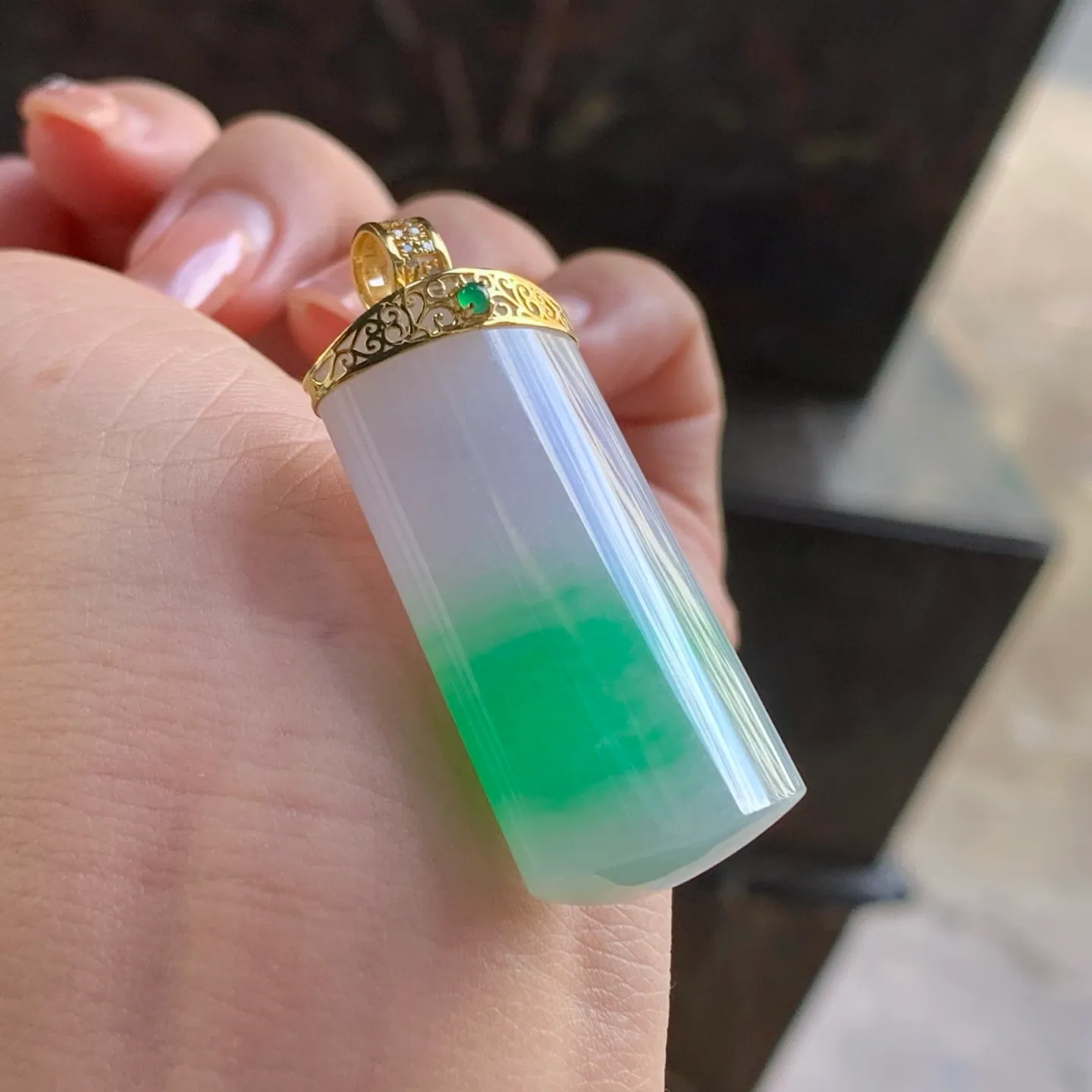 Type A Jadeite Plain Plaque Pendant, Lavender and Green, 18K (5)