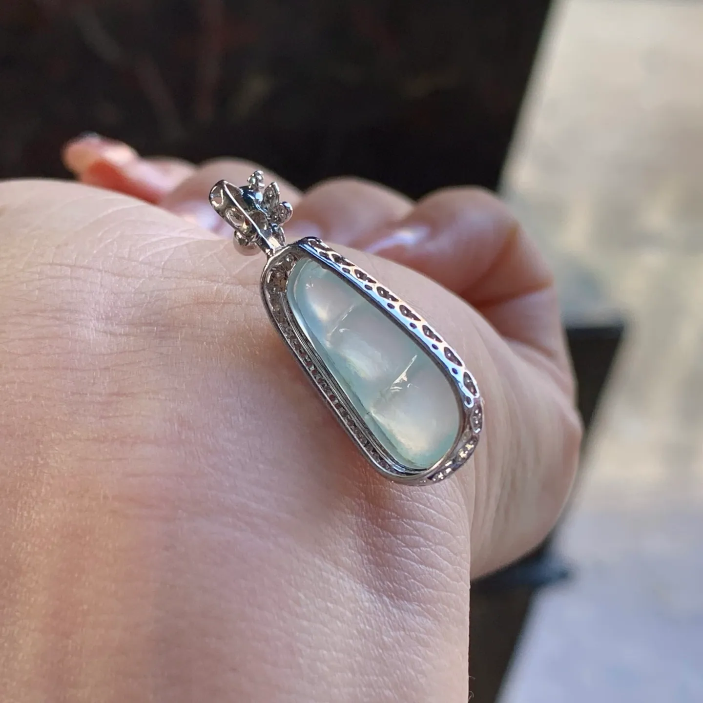 จี้ฝักถั่วหยกพม่า Type A เนื้อน้ำแข็งใส ทอง 18K 20มม (6)