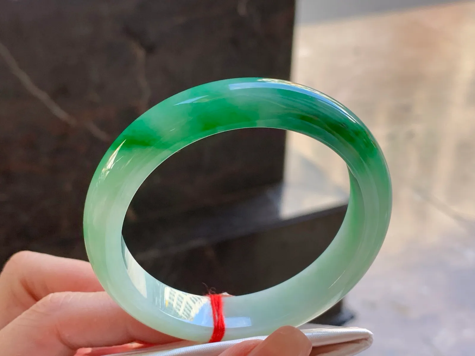 Natural Type A Jadeite Bangle, Floating Green, 55.6mm (3)