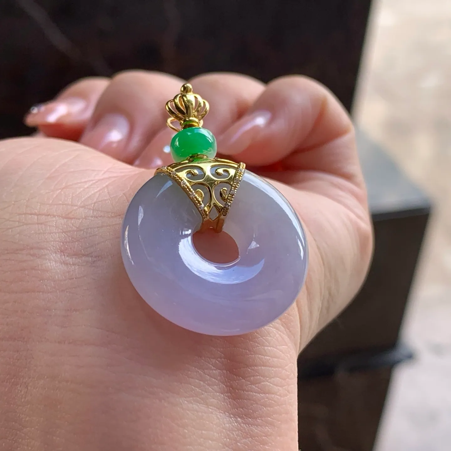 Type A Jadeite Donut Pendant, Lavender, 18K Gold, 25.7mm (3)